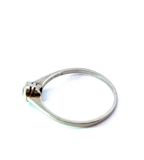První republika ,prsten s diamantem 0,3 ct - vel. 60