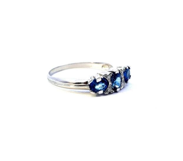 Prsten se safíry a diamanty, vel. 56