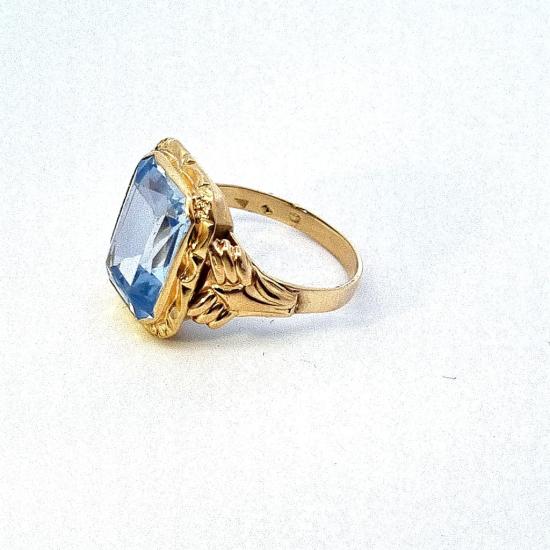 Starožitný zlatý prsten s modrým kamenem - topaz, vel. 54,5