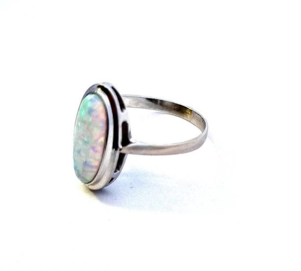 Zlatý prsten s opálem, vel. 54