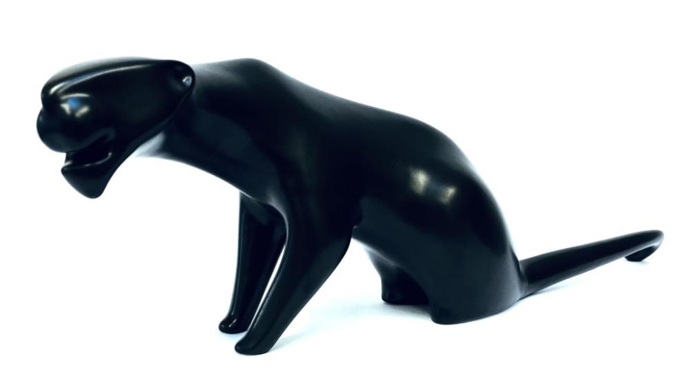 Royal Dux puma