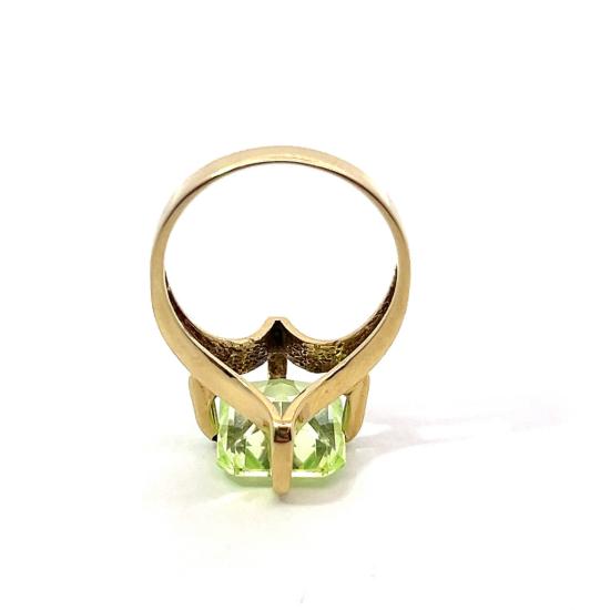 Starožitný zlatý prsten se zeleným kamenem, vel. 55