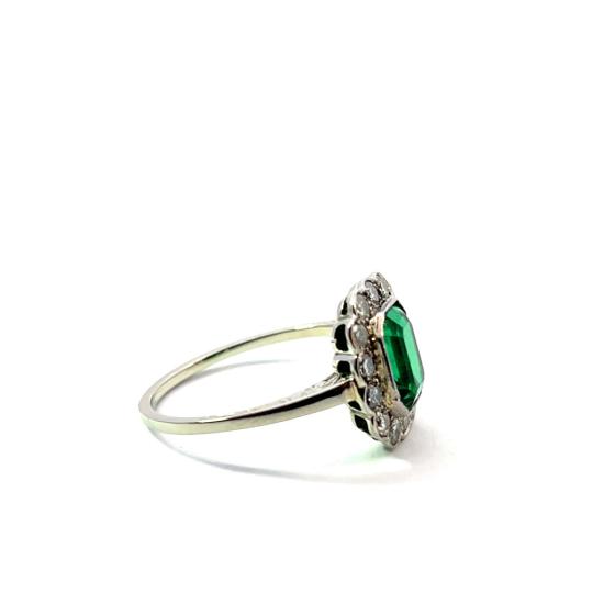 Starožitný zlatý prsten se smaragdem a diamanty, vel. 58,5