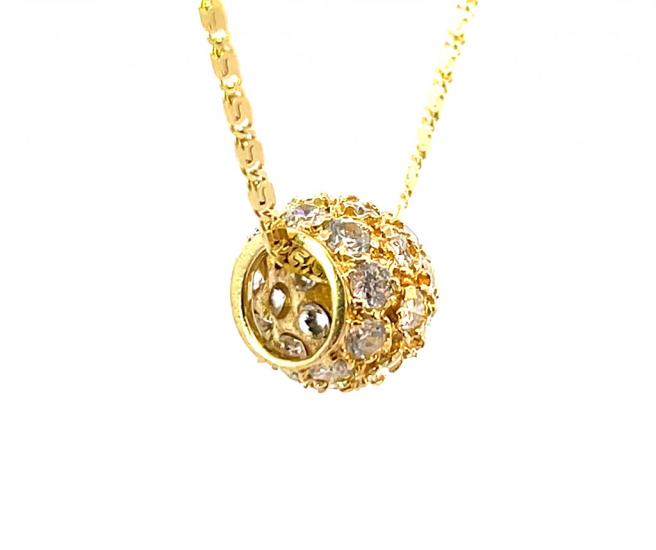 Zlatý přívěs se zirkony