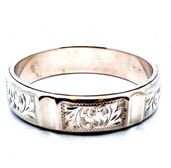 Stříbrný náramek, 32,94 g