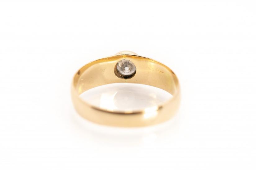 Zlatý prsten s diamantem, Rakousko-Uhersko, vel. 55