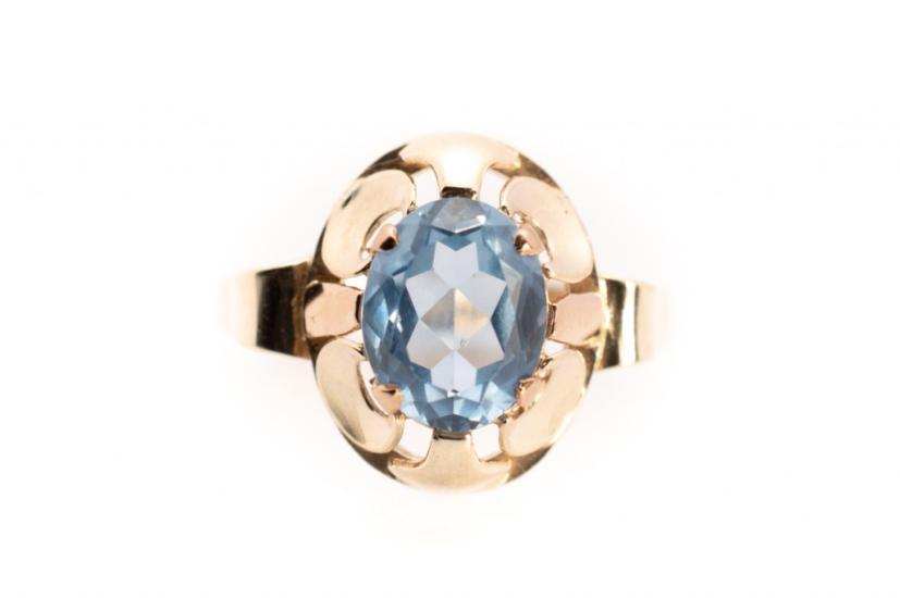 Zlatý prsten s modrým kamenem - topaz, vel. 55