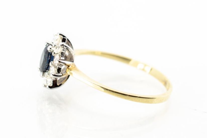 Zlatý prsten se safírem a diamanty, vel. 51