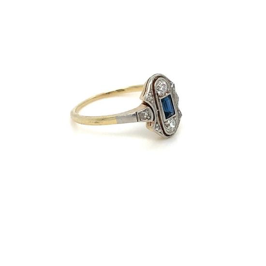 Zlatý prsten se safírem a diamanty, vel. 52