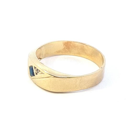 Zlatý prsten se safírem a diamantem, vel. 68 - 2 Zlatý prsten se safírem a diamantem, vel. 68 - 2