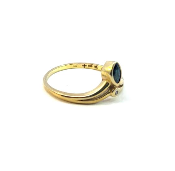 Zlatý prsten se safírem a diamantem, vel. 56 - 2 Zlatý prsten se safírem a diamantem, vel. 56 - 2