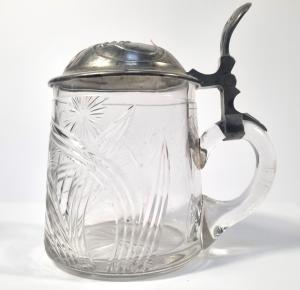 Starožitný broušený korbel s víkem- 0,3 l
