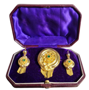Starožitný zlatý set se smaragdy, Biedermeier