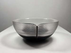 Žebrovaná skleněná mísa, průměr 21 cm