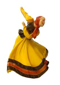 Porcelánová soška Tančící žena - Hertwig Katzhütte