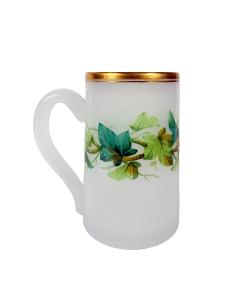 Půllitr z opálového skla