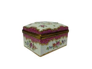 Tabatěrka ve stylu míšeňského porcelánu