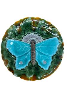 Talíř s modrým motýlem - Olomučany
