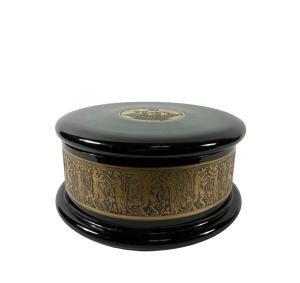 Dóza s víkem z ametystového skla - Moser