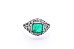 Art deco prsten se smaragdem a diamanty, vel. 56