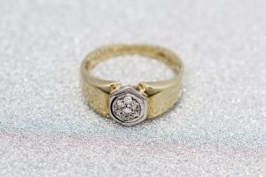 Zlatý prsten s brilianty 0,5 ct, vel.55