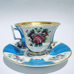 Porcelánový hrníček s podšálkem - modrý