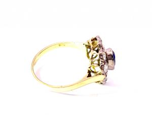 Zlatý prsten se safírem a diamanty, vel. 56