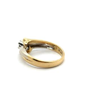 Zlatý prsten s diamantem, 18 k, vel. 55,5
