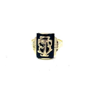 Zlatý prsten s onyxem a monogramem, vel. 66