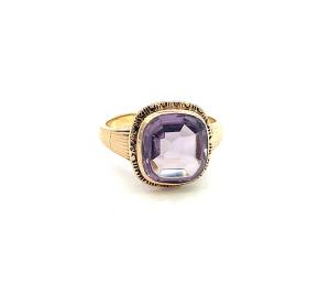 Zlatý prsten s ametystem, vel. 55
