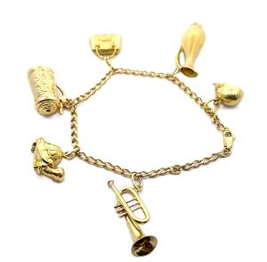 Zlatý náramek s přívěsy, 22,88 g