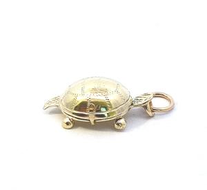 Starožitný zlatý otevírací přívěs, želvička, první republika