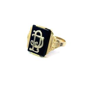 Starožitný zlatý prsten s onyxem a monogramem, vel. 61