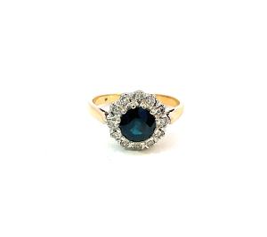 Zlatý prsten se safírem a diamanty, 18 k, vel. 55,5